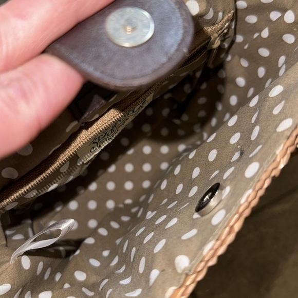 St John’s Bay Woven Wheat Straw Handbag-Bamboo Handles-Tan/Brown Color-EUC - Picture 13 of 16